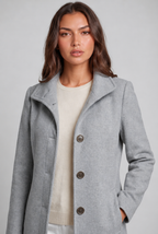 Phoebe Coat Audrey Calvero