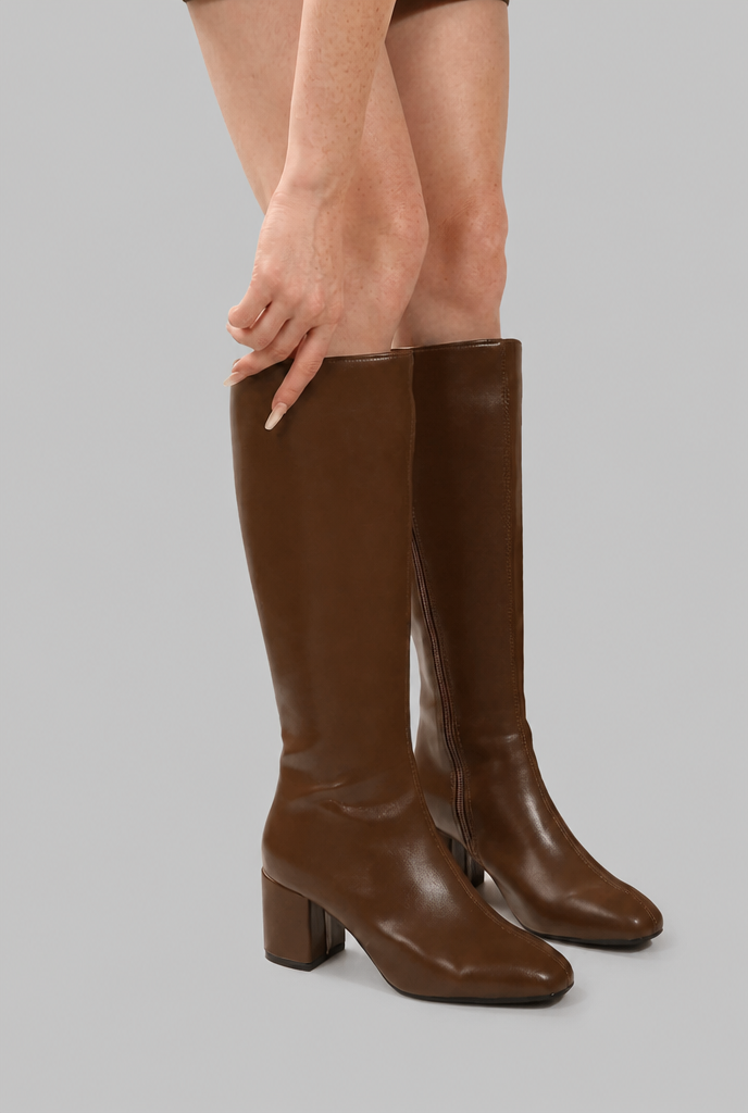 Willow Glossy Leather Boots Audrey Calvero