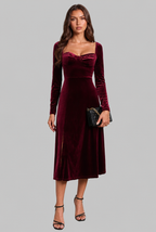 Velvet Midi Dress with Sweetheart Neckline Audrey Calvero