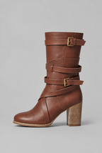 Buckle Ankle Boots with Block Heel Audrey Calvero